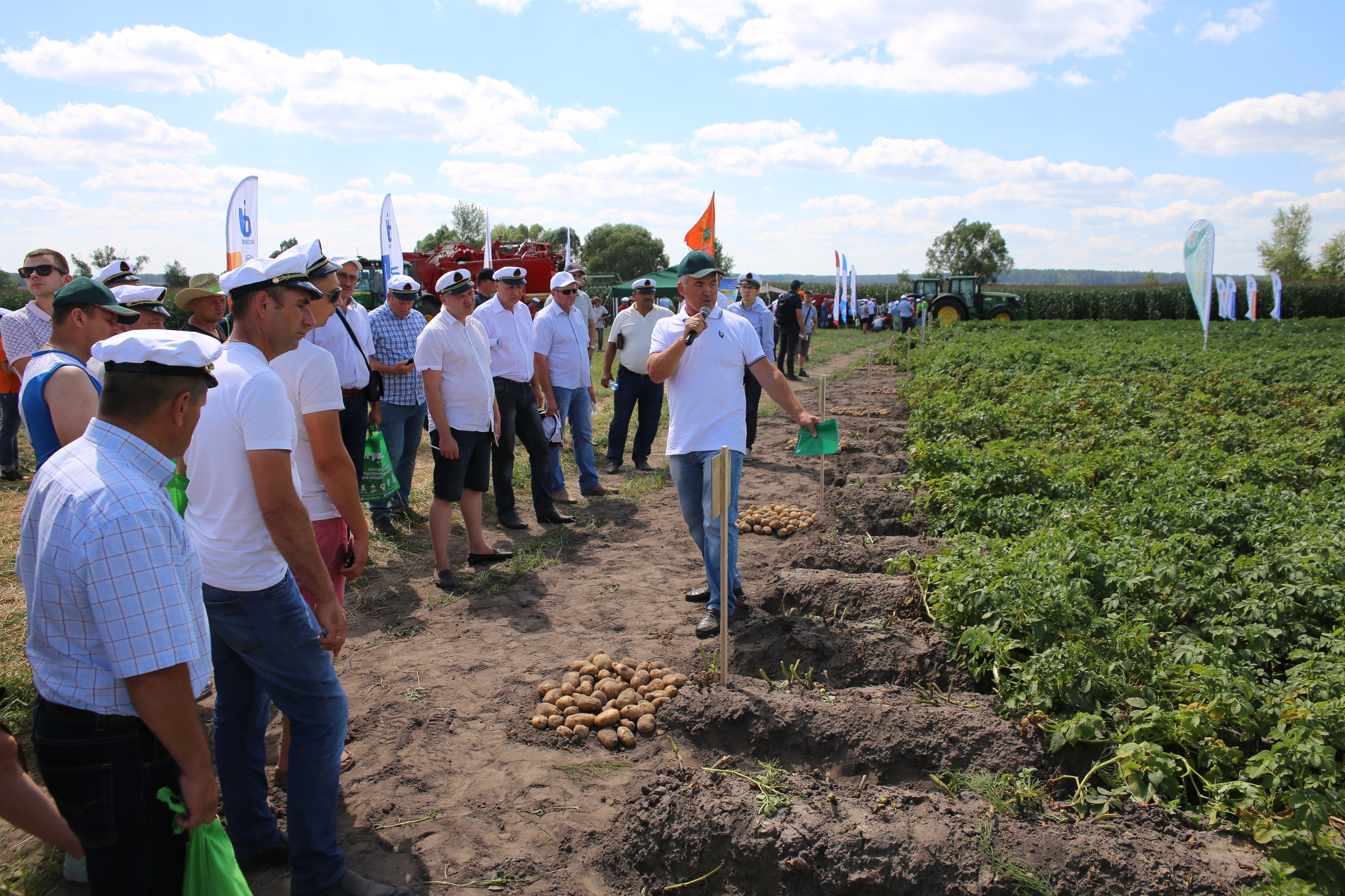 Представители ООО «Агро-Матик» посетили международный День картофельного поля PotatoRussia-2018 / Агро-Матик #2