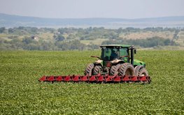 Документ о&nbsp;создании агропромышленного кластера в&nbsp;Приморье подписали на&nbsp;ВЭФ / Агро-Матик