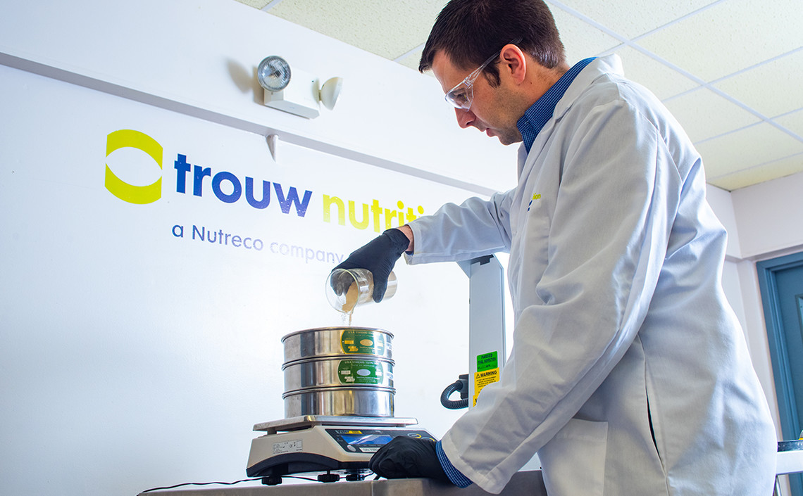 Канадский Университет Альберты и&nbsp;Trouw Nutrition начинают сотрудничество в&nbsp;области исследований и&nbsp;разработок кормов / Агро-Матик