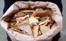 Хлебные отходы на корм: новое производство запустили в столице Казахстана