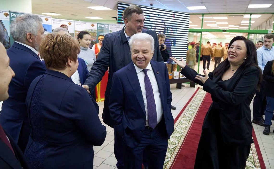 Руководитель &laquo;Агро-Матик&raquo; поздравил с юбилеем кооперативный ВУЗ