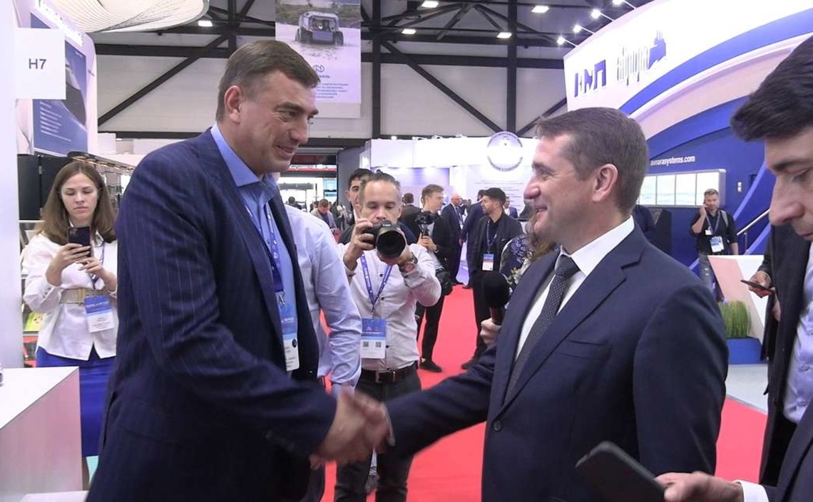 Поздравляем главу Росрыболовства с наградой!