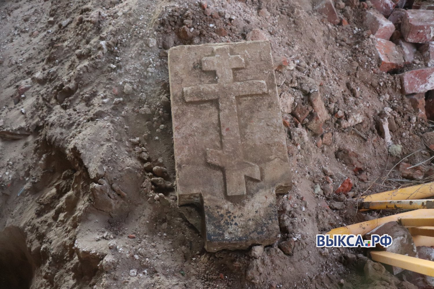 При реконструкции церкви в Досчатом нашли закладной камень XIX века / Агро-Матик #1
