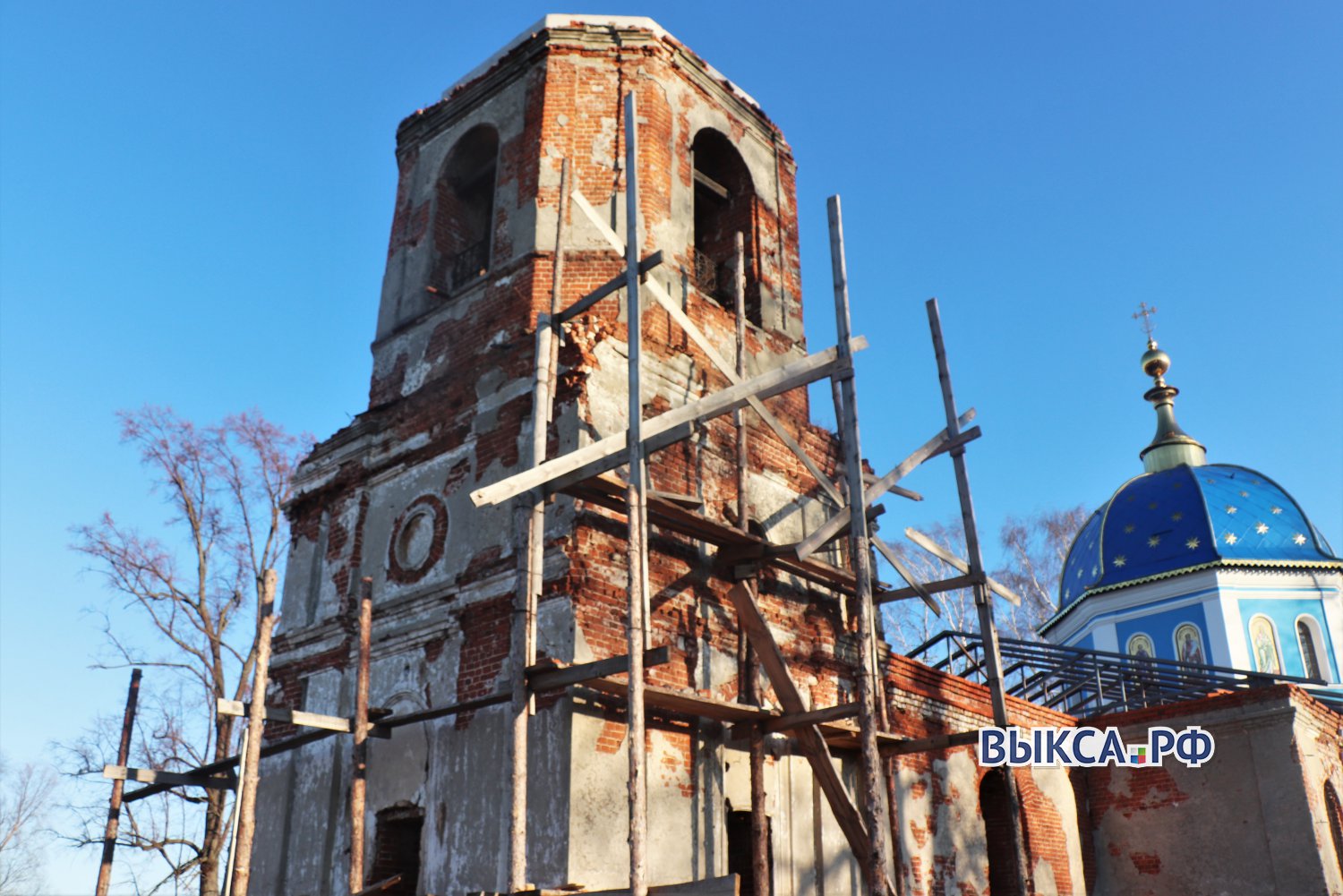 При реконструкции церкви в Досчатом нашли закладной камень XIX века / Агро-Матик #5