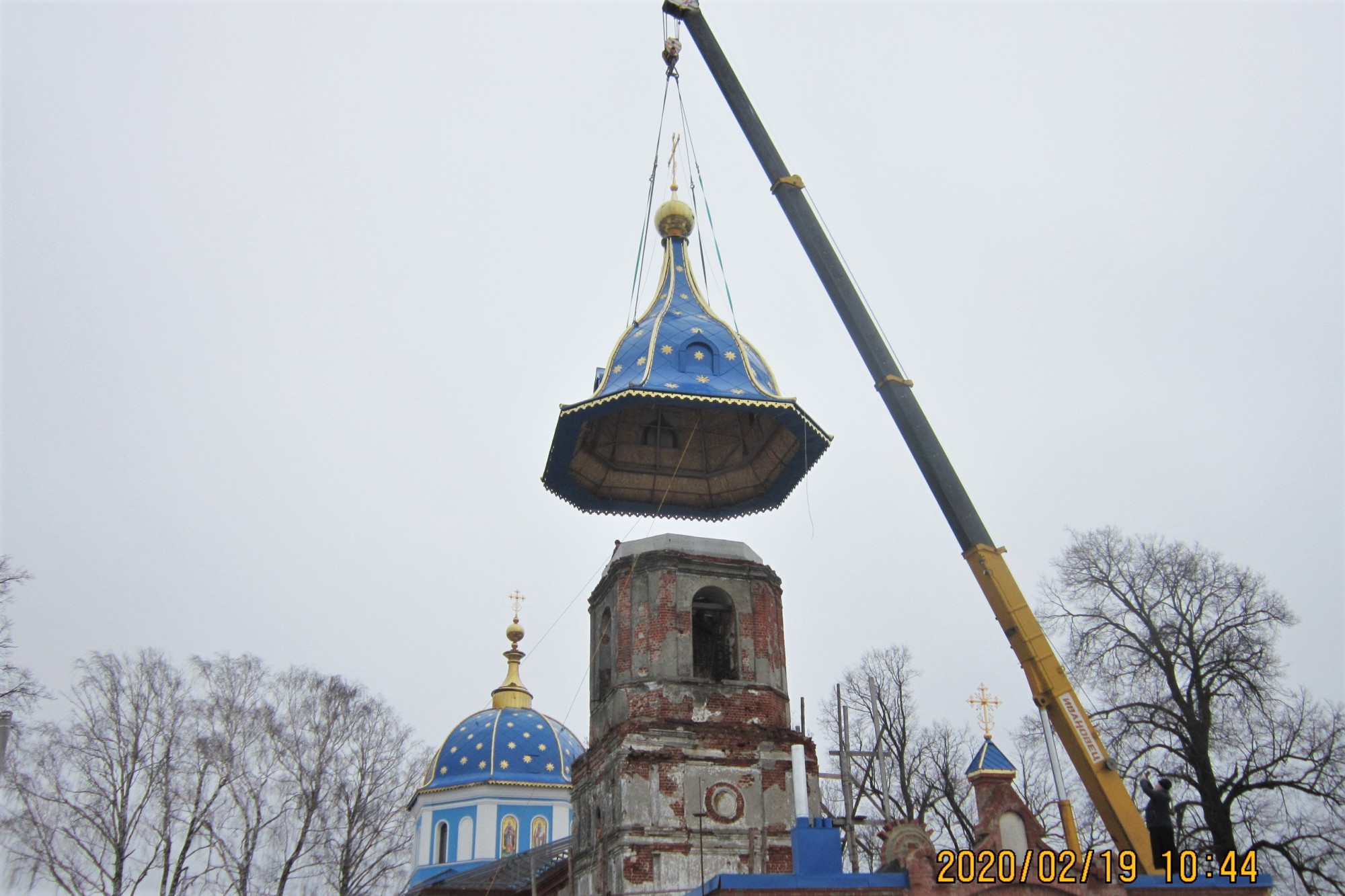 На колокольню храма в Решном поставили купол и крест / Агро-Матик #4