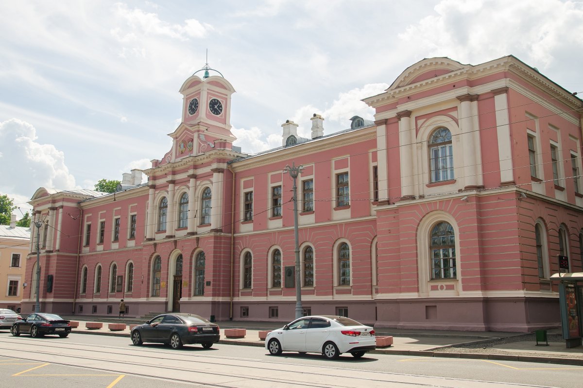 институт петровского в москве официальный сайт